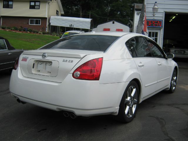 2006 Nissan Maxima SE