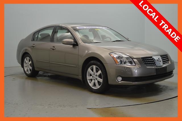 2006 Nissan Maxima ST Pickup 4D 5 1/2 Ft