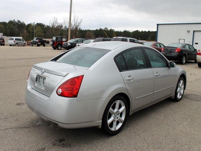 2006 Nissan Maxima ST Pickup 4D 5 1/2 Ft