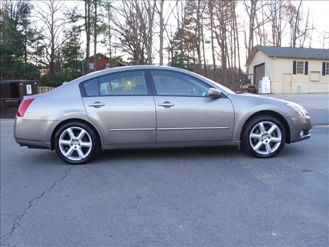 2006 Nissan Maxima LE