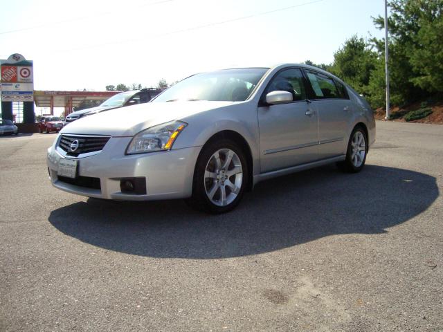 2007 Nissan Maxima SE