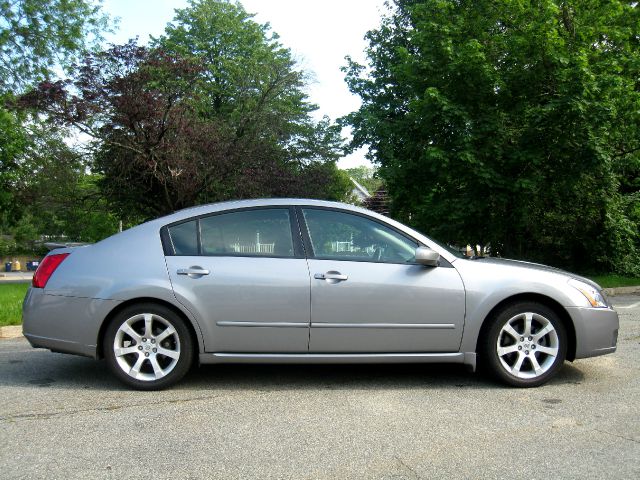 2007 Nissan Maxima SE