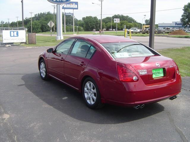 2007 Nissan Maxima 2-door 6 BOX XL