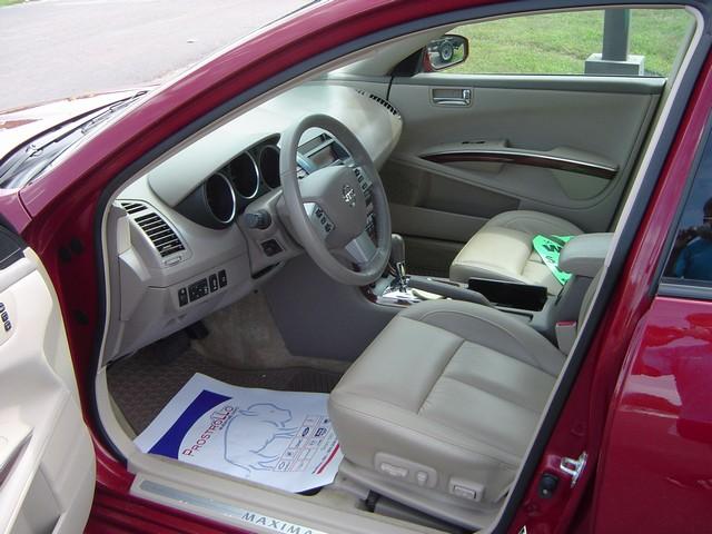 2007 Nissan Maxima 2-door 6 BOX XL