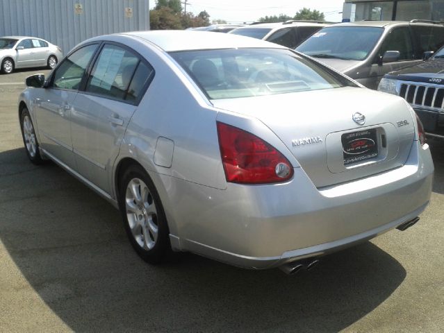 2007 Nissan Maxima SE