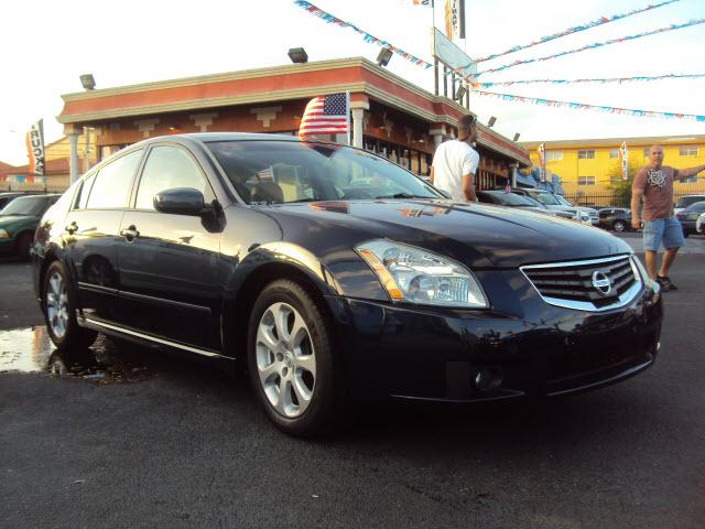 2007 Nissan Maxima LE