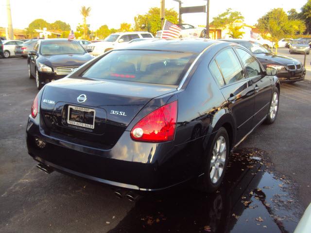 2007 Nissan Maxima LE