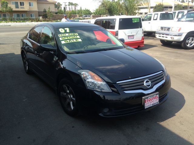 2007 Nissan Maxima Pickupslt Quad Cab SWB 4WD 4x4 Truck