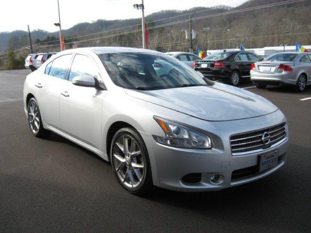 2009 Nissan Maxima Supercab 139 XLT 4WD