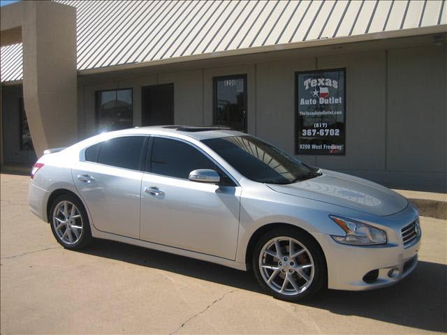 2009 Nissan Maxima XR