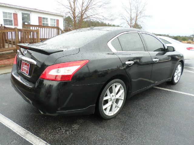 2009 Nissan Maxima Unknown