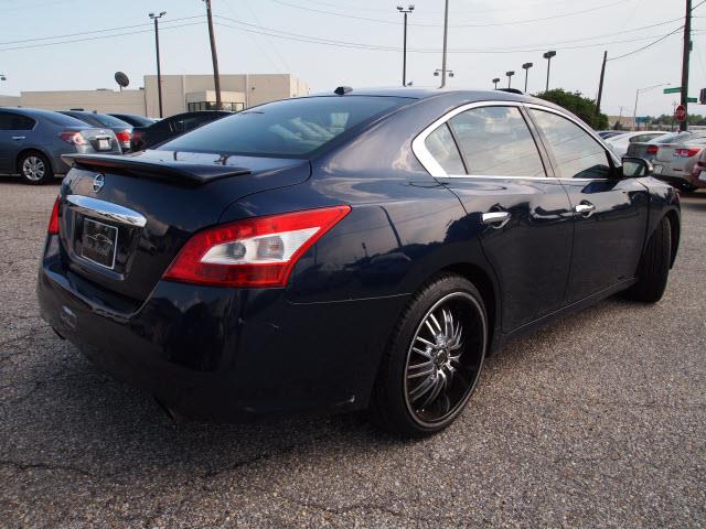 2009 Nissan Maxima 3