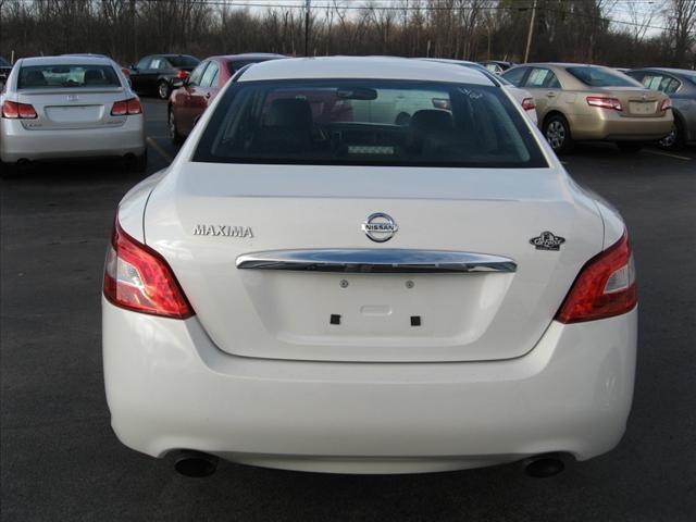 2009 Nissan Maxima Unknown