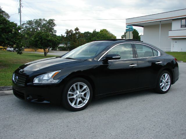 2009 Nissan Maxima Sport Utilityl 4x4 SUV