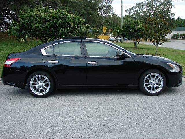 2009 Nissan Maxima Sport Utilityl 4x4 SUV