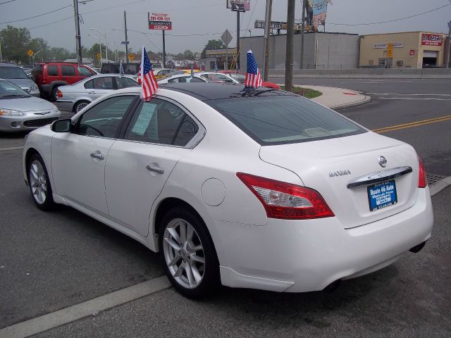 2009 Nissan Maxima 4.6L Eddie Bauer