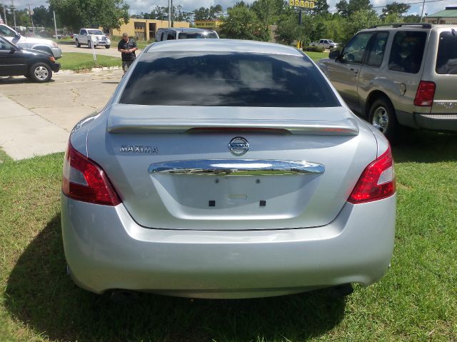 2009 Nissan Maxima XR