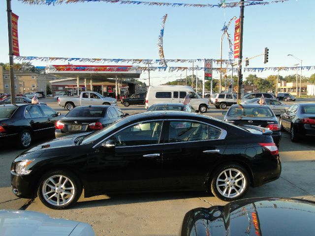 2009 Nissan Maxima XR