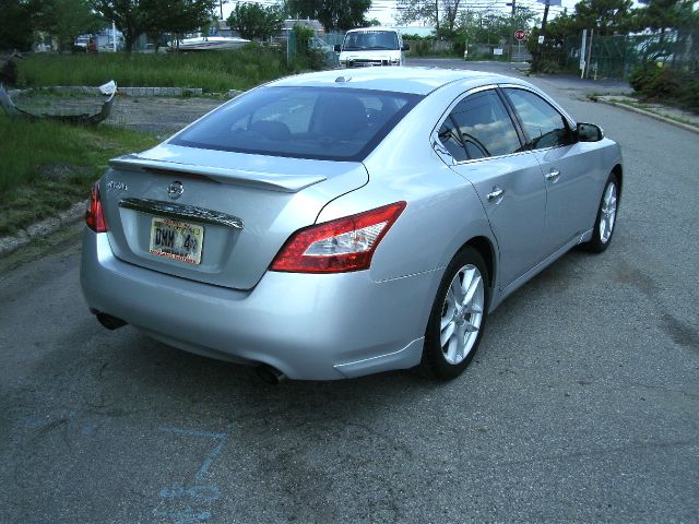 2010 Nissan Maxima 4.6L Eddie Bauer