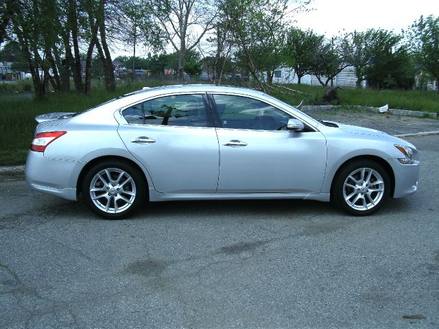 2010 Nissan Maxima 4.6L Eddie Bauer