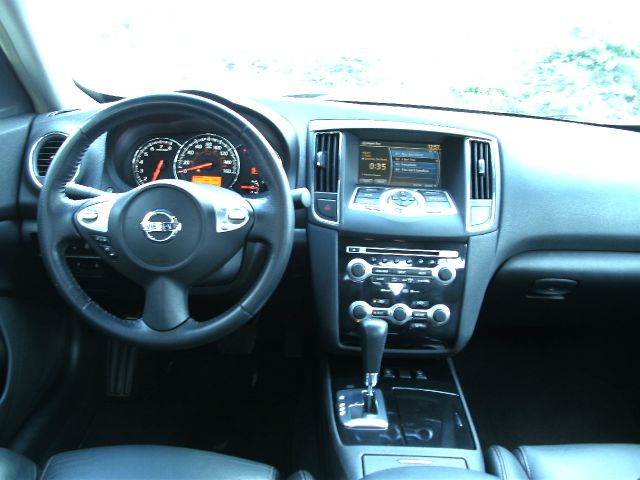 2010 Nissan Maxima 4.6L Eddie Bauer