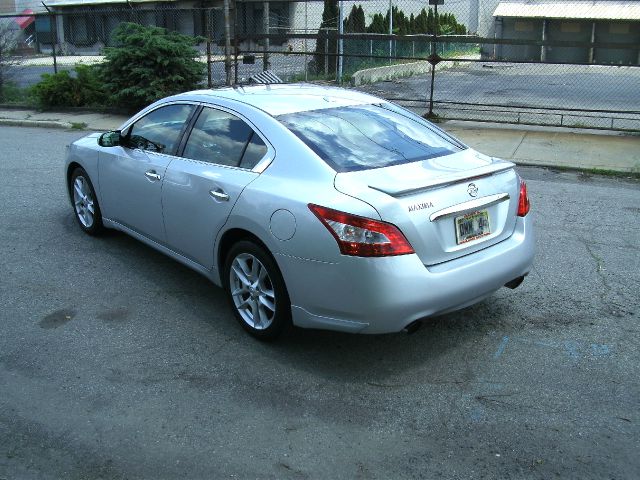 2010 Nissan Maxima 4.6L Eddie Bauer