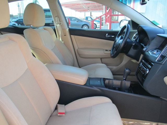 2010 Nissan Maxima XR