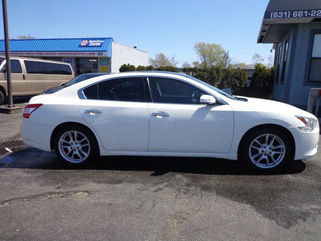 2010 Nissan Maxima Supercab 139 XLT 4WD