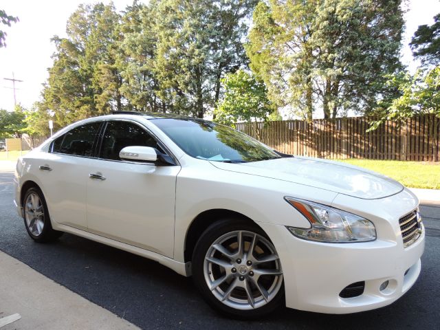 2010 Nissan Maxima E350 Sedan 4matic Sport WE Finance