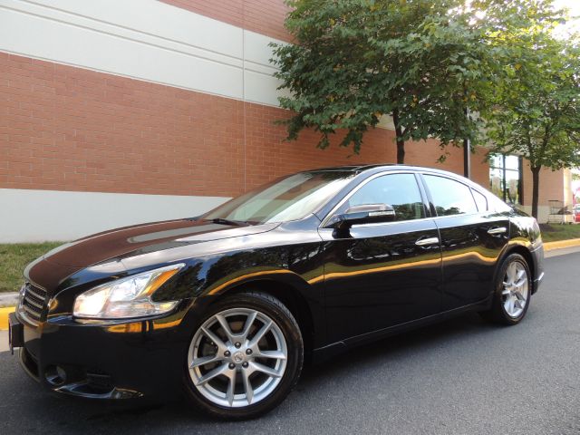 2010 Nissan Maxima LT Z71 Extended Cab