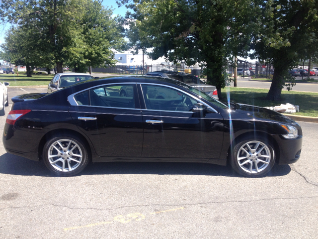 2010 Nissan Maxima 4.6L Eddie Bauer