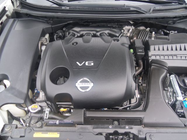 2010 Nissan Maxima 4.6L Eddie Bauer