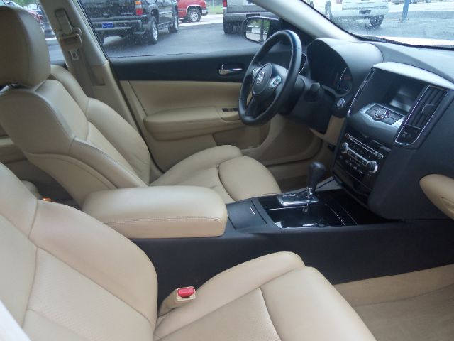 2010 Nissan Maxima 4.6L Eddie Bauer