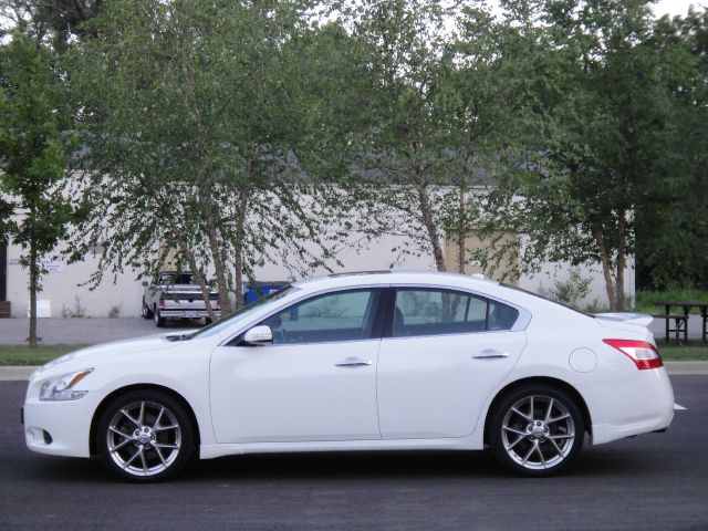 2010 Nissan Maxima CXL Luxury