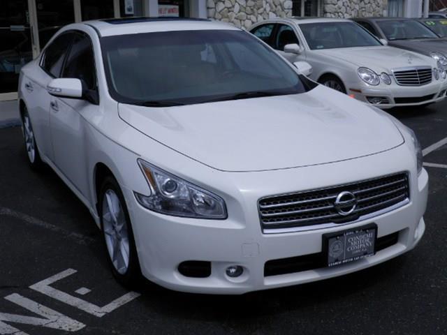 2010 Nissan Maxima 3