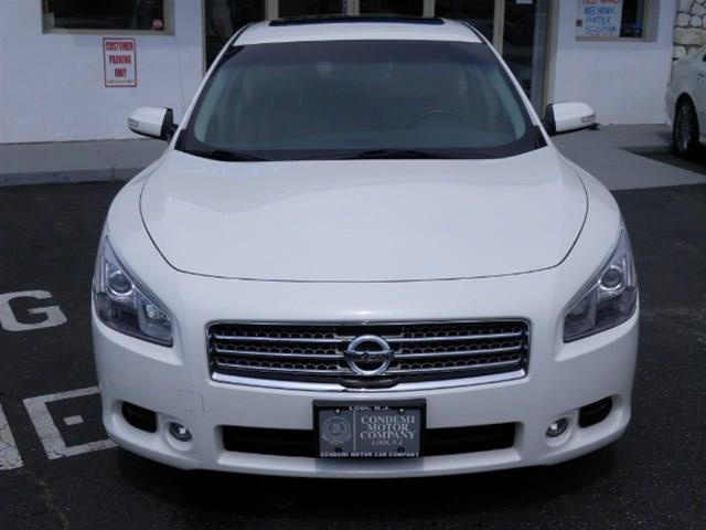 2010 Nissan Maxima 3