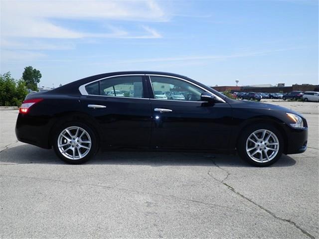 2010 Nissan Maxima 545i Sport Pkg.premium Pkg.cold Wether Pkg.lether