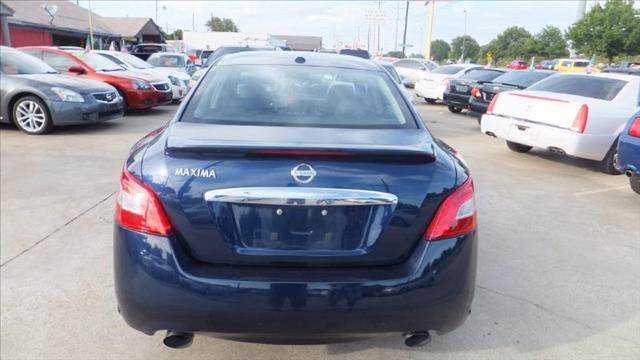 2010 Nissan Maxima LT Trailblazer Package