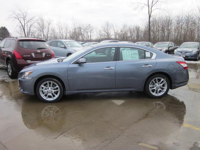 2011 Nissan Maxima 5DR 4WD 15