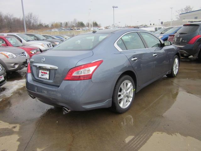 2011 Nissan Maxima 5DR 4WD 15