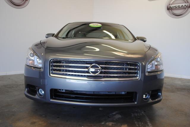 2011 Nissan Maxima Regular Cab 4-wheel Drive Work Truck