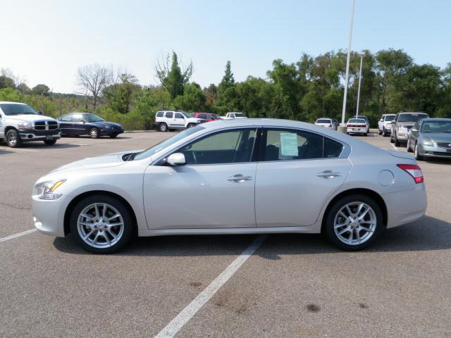 2011 Nissan Maxima Supercab 139 XLT 4WD