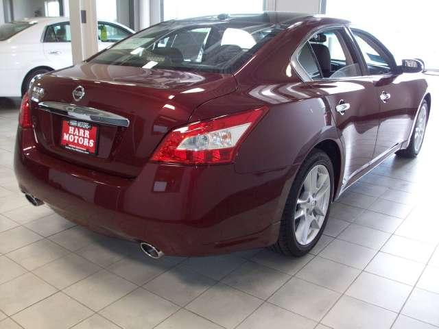 2011 Nissan Maxima Unknown