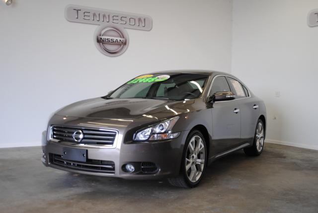 2012 Nissan Maxima 1500 LTZ Crew Cab 4WD