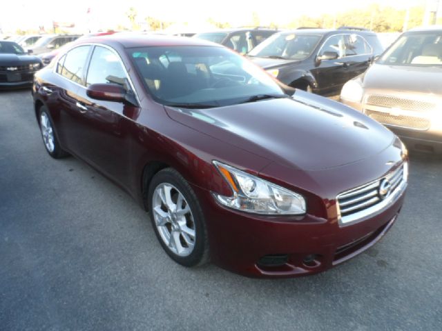 2012 Nissan Maxima XR