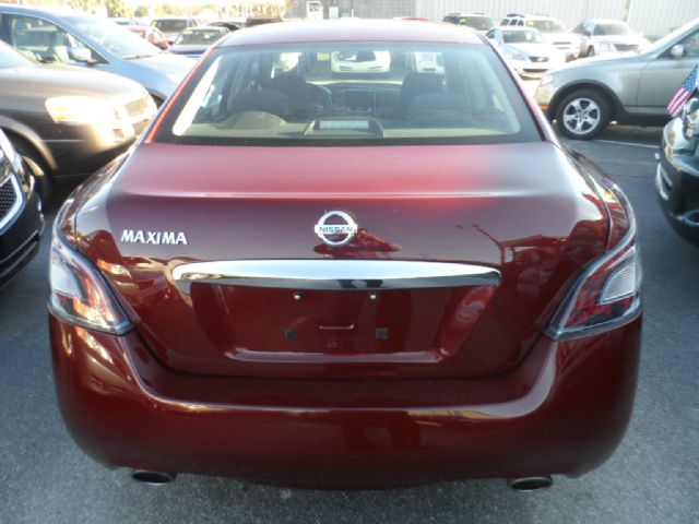 2012 Nissan Maxima XR