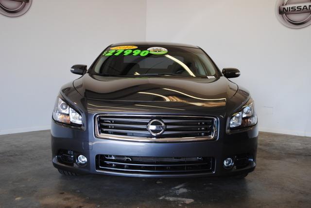 2012 Nissan Maxima Supercab 139 XLT 4WD