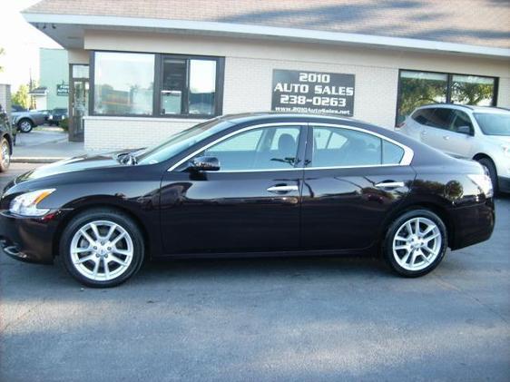 2012 Nissan Maxima XR