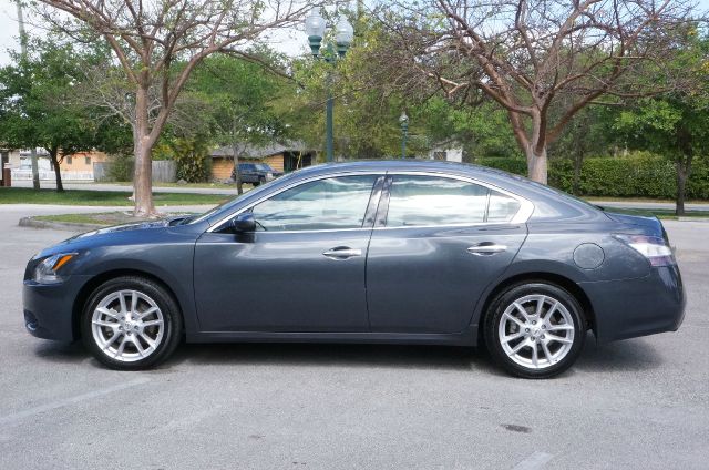 2013 Nissan Maxima Unknown