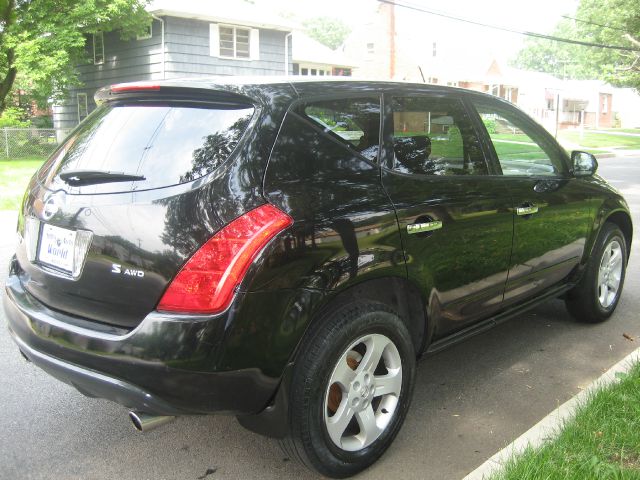 2005 Nissan Murano Lariat Crew Cab 4WD DRW